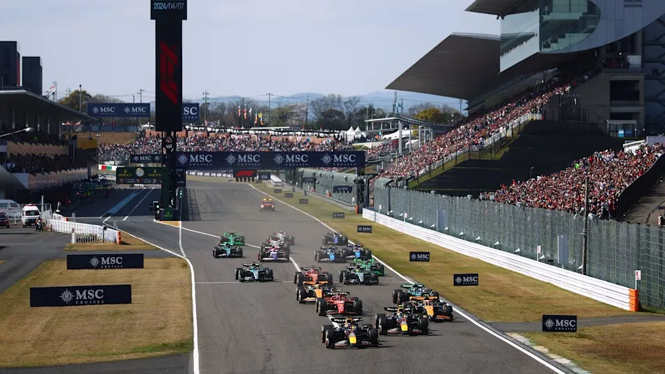 Kierowcy F1 przenoszą się na legendarny tor w Suzuce. Wszystko, co musisz wiedzieć o GP Japonii 2025