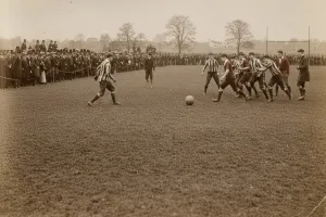 Kto wygrał pierwszy mecz piłkarski w historii? Oto prawda, którą zna niewielu