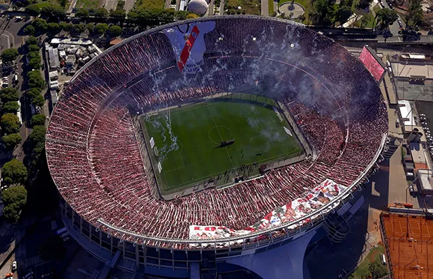Najwyższe frekwencje na stadionach piłkarskich w sezonie 2024/2025