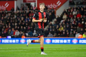 Real Madryt wzmacnia defensywę. Stoper Bournemouth bliski dołączenia do Królewskich