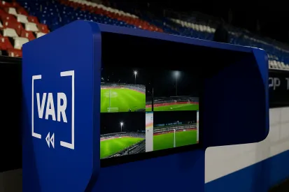 System VAR a zakłady bukmacherskie - jak technologia zmieniła typowanie?