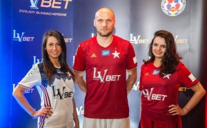 Zdjęcie do tekstu o bukmacherze LVbet, sponsorze Wisły Kraków